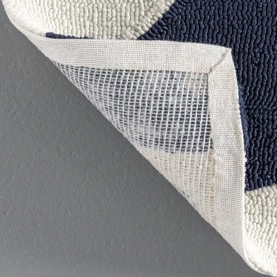 NuLOOM Hand Hooked Vivienne Indoor/ Outdoor Patio Area Rug 7 NuLOOM Hand Hooked Vivienne Indoor/ Outdoor Patio Area Rug - Image 6