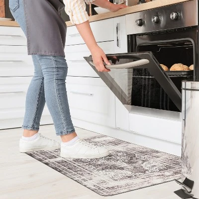 World Rug Gallery Distressed Traditional Anti-Fatigue Standing Mat 12 World Rug Gallery Distressed Traditional Anti-Fatigue Standing Mat - Image 10