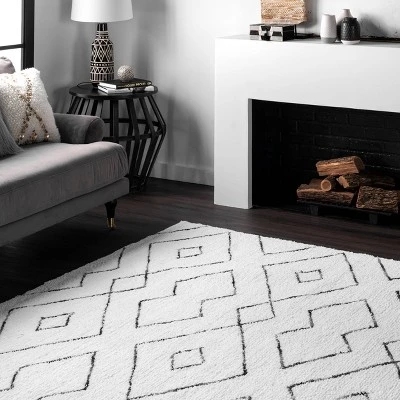 Hand Tufted Beaulah Shaggy Area Rug - NuLOOM 6 Hand Tufted Beaulah Shaggy Area Rug - NuLOOM - Image 4