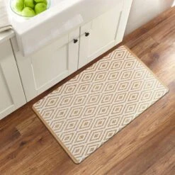 World Rug Gallery Geometric Anti-Fatigue Standing Mat -Safavieh Shop GUEST 3e49e9a9 bfd2 4c9d acca 6ec0239e6ada