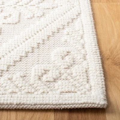 Freddie Medallion Woven Rug - Safavieh 4 Freddie Medallion Woven Rug - Safavieh - Image 2