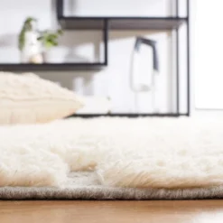 Casablanca CSB705 Hand Woven Area Rug - Safavieh -Safavieh Shop GUEST 51593bb1 c6a6 4cdc 916a 21d789991990