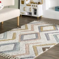 Lillie Abstract Diamond Kids Tassel Area Rug -Safavieh Shop GUEST 9d195942 a3ff 448c 8aa9 2b77f800b66c