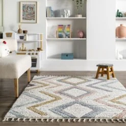 Lillie Abstract Diamond Kids Tassel Area Rug -Safavieh Shop GUEST a9448b4a e4b9 4960 9d95 501aa709e469