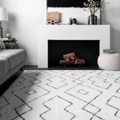 Hand Tufted Beaulah Shaggy Area Rug - NuLOOM 8 Hand Tufted Beaulah Shaggy Area Rug - NuLOOM -Safavieh Shop GUEST cd5dce67 b237 4479 aa37 c601a456bcb0