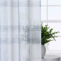 Trinity Buffalo Plaid Gingham Pattern Yarn-Dyed Short Curtains 9 Trinity Buffalo Plaid Gingham Pattern Yarn-Dyed Short Curtains -Safavieh Shop GUEST cec6a3e0 3ea0 4ddb b9c0 a749889355a4