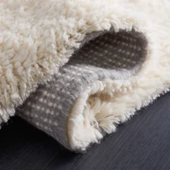 Casablanca CSB704 Hand Woven Area Rug - Safavieh -Safavieh Shop GUEST e0bd2c55 a740 4a51 97ee 7f51381a0ba6