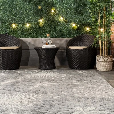NuLOOM Floret Raised Indoor And Outdoor Patio Area Rug 9 NuLOOM Floret Raised Indoor And Outdoor Patio Area Rug - Image 7