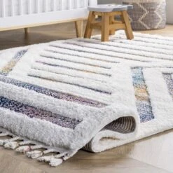 NuLOOM Bristol High-Low Geometric Tassel Area Rug 14 NuLOOM Bristol High-Low Geometric Tassel Area Rug -Safavieh Shop GUEST f0de4a5b d4e8 41dd 9a34 030c5d582598