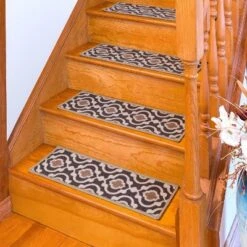 World Rug Gallery Trellis Non-Slip Stair Treads -Safavieh Shop GUEST f3601629 f7f1 4c06 b617 53d78702edee